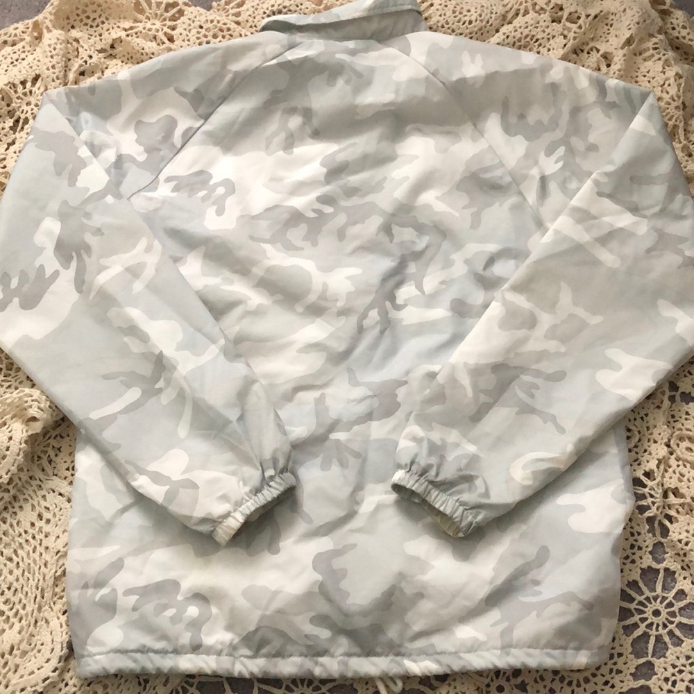 VANS Windbreaker - Picture 2 of 5